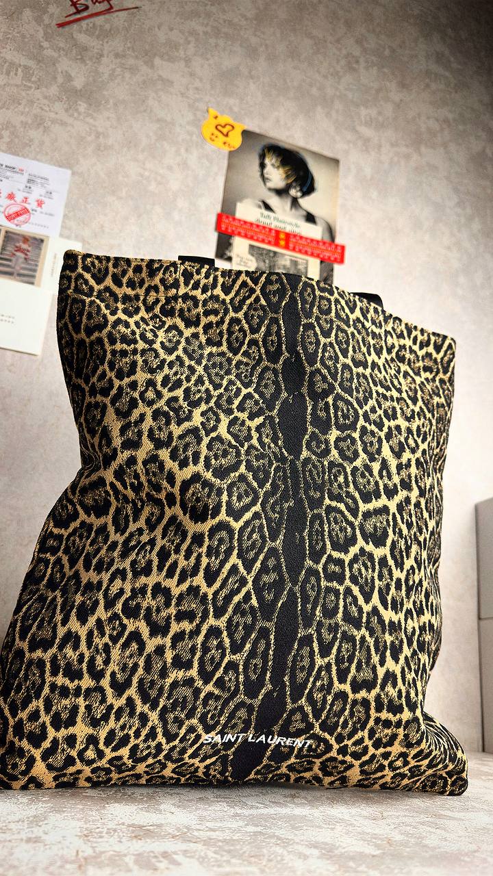 Yves Saint Laurent | Leopard