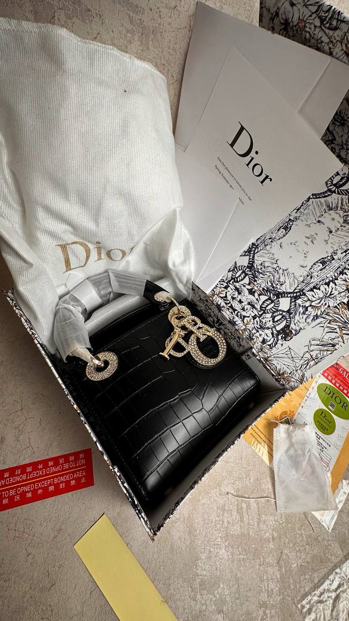 Dior