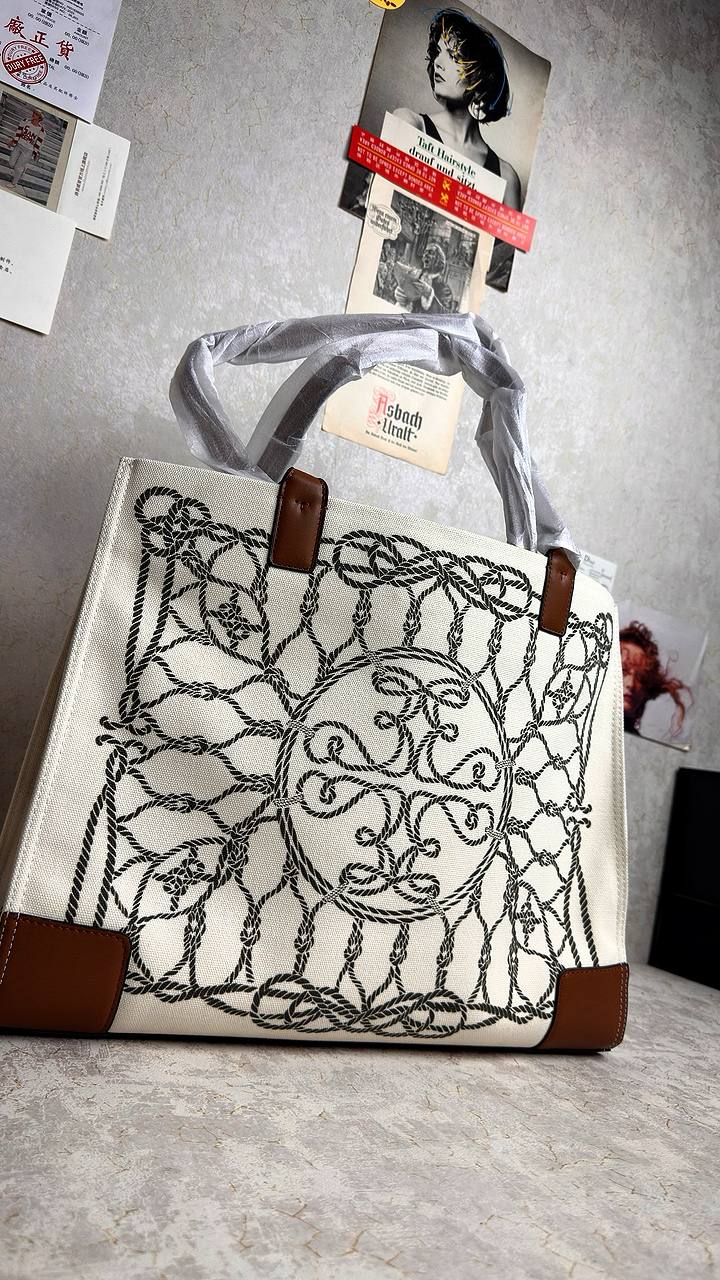 Tory_Burch