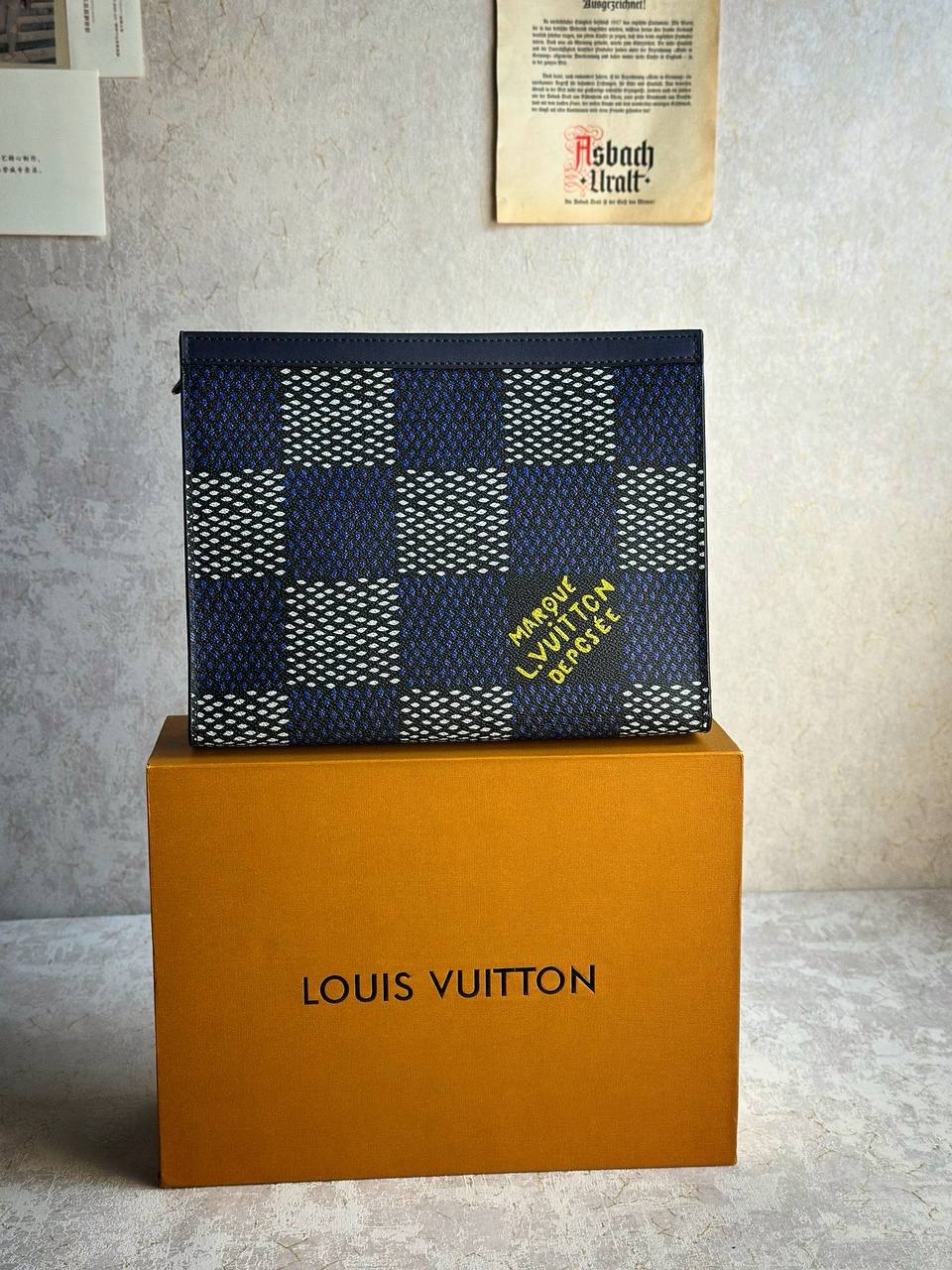 Louis Vuitton | Pouch